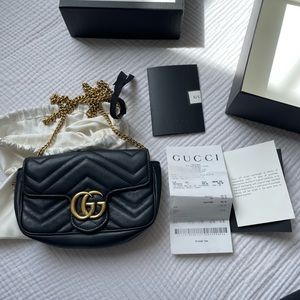 Authentic Gucci GG Marmont Super Mini